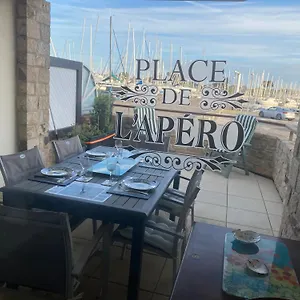 3 Pieces De 52 M2 Face Au Port Du Crouesty Avec Terrasse De 18 M2 Parking Prive Et Wifi Gratuit Appartement Arzon